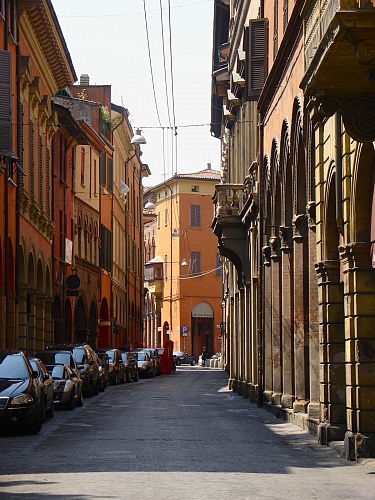 Bologna la grassa, la rossa, la dotta, città de l'Emilia Romagna in Italia - © Doris Stricher