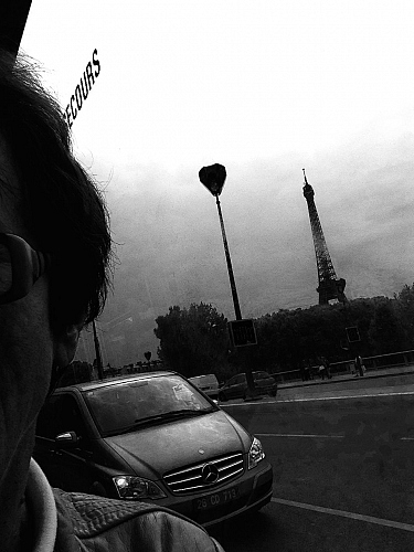Paris transportation, bus ride. Iphone photography in BW - © Doris Stricher
