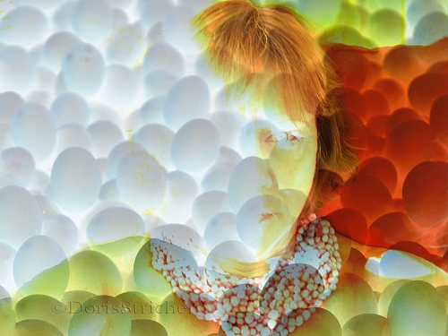 Selfie with eggs / Selfie aux oeufs  - © Doris Stricher